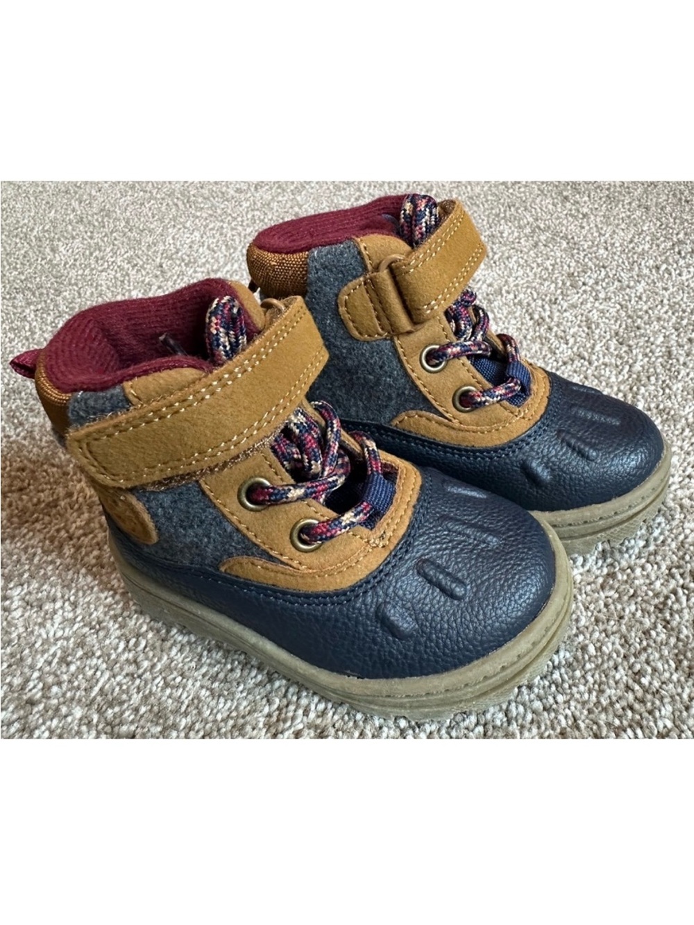 Carter’s Boys Snowboots